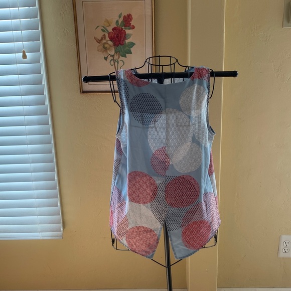 Renee C Sleeveless Blouse (teal/blue) with geometric pattern - Picture 3 of 5